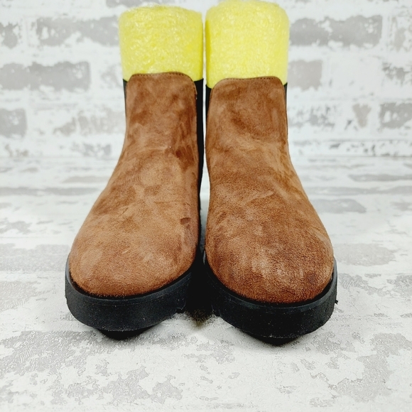 New Amalfi By Rangoni Brown Suede Pull On Chunky Sole Chelsea Boots W687 - Picture 3 of 12
